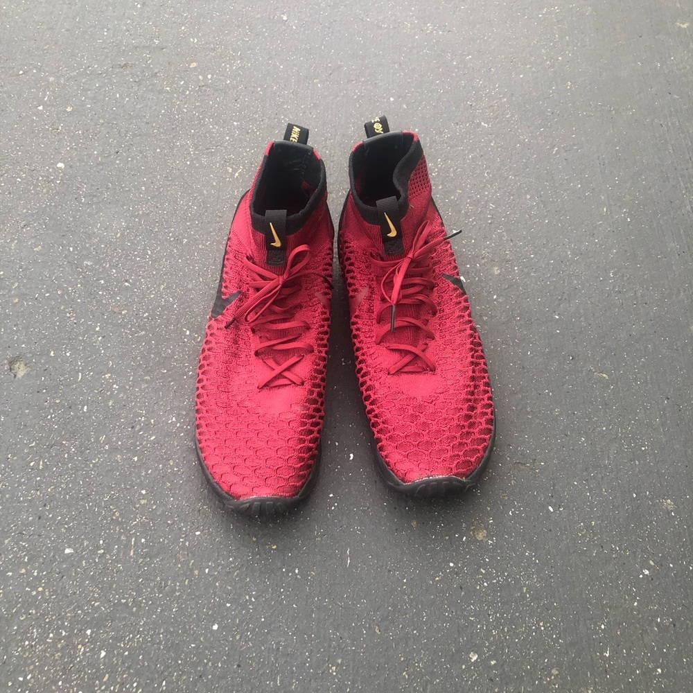 Nike Athletic Shoes Slip On Size 10